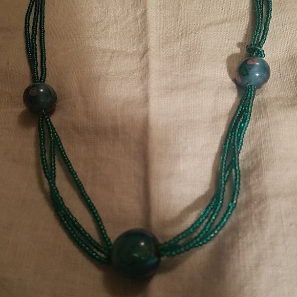 Vintage Beaded Necklace - Picture 3 of 3